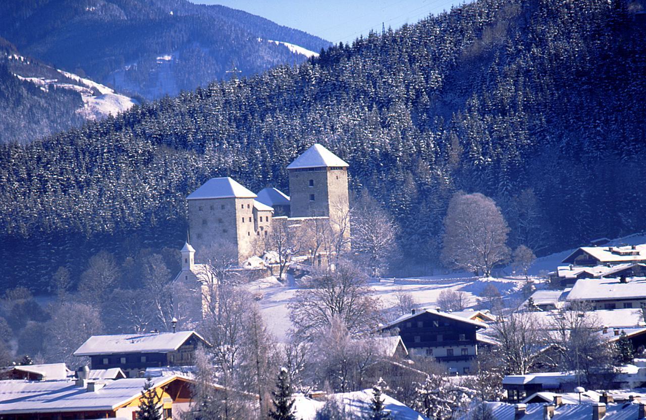 Hotel Gasthof Mitteregger - Beste Lage In Капрун Экстерьер фото